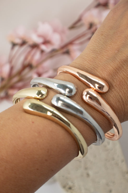 Conjunto de pulseras de rodio con forma de lágrima: oro, plata y oro rosa