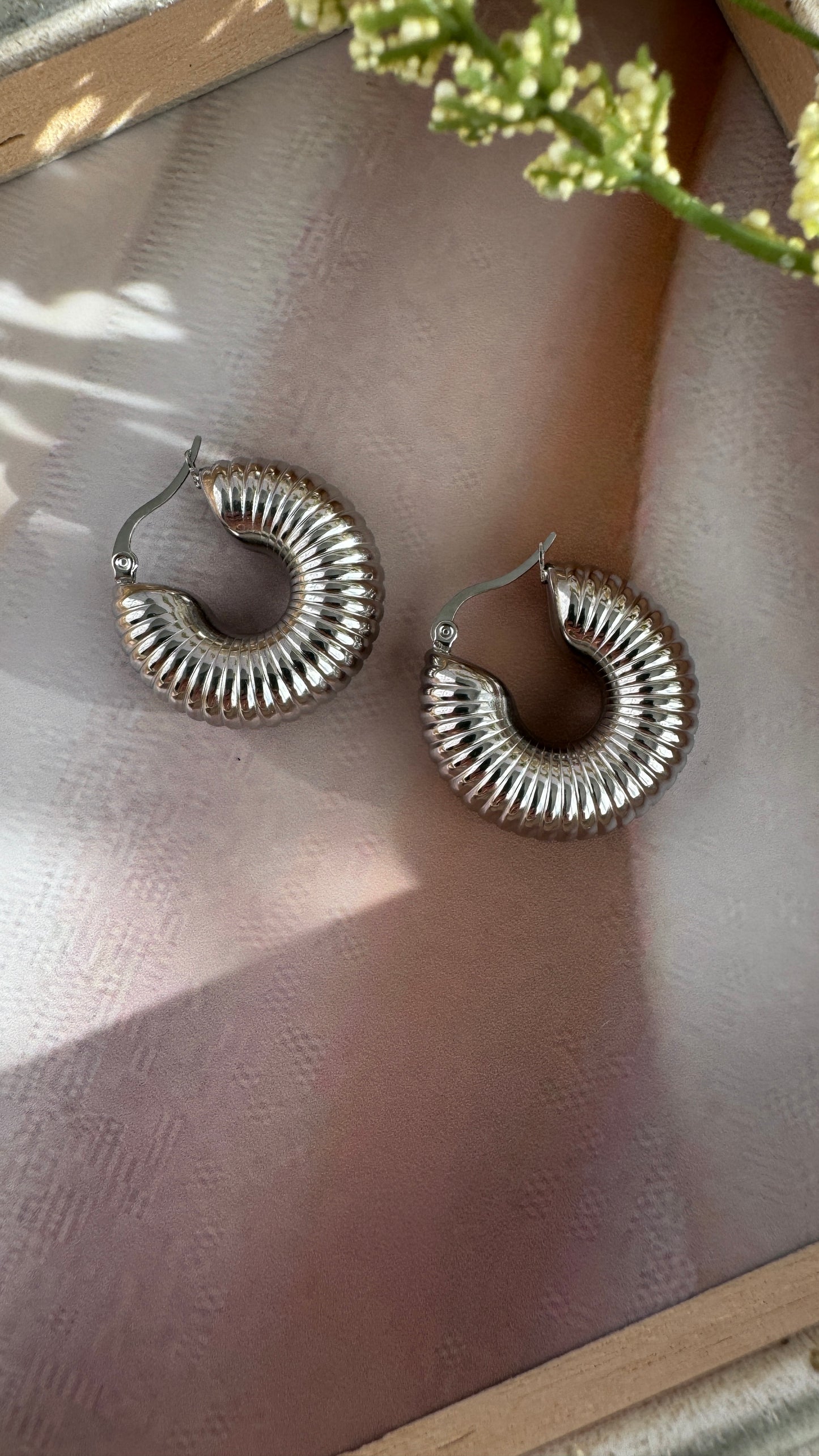 Chunky Thread Elegance Silver Hoop Earrings